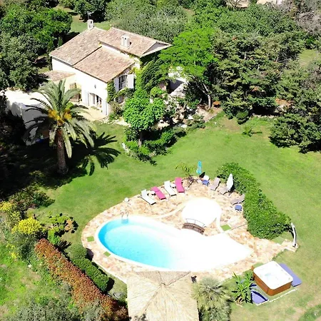 Feerie Oda ve Kahvaltı Puget-sur-Argens